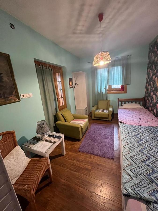 Salas Gnijezdo Bačka Palanka Εξωτερικό φωτογραφία